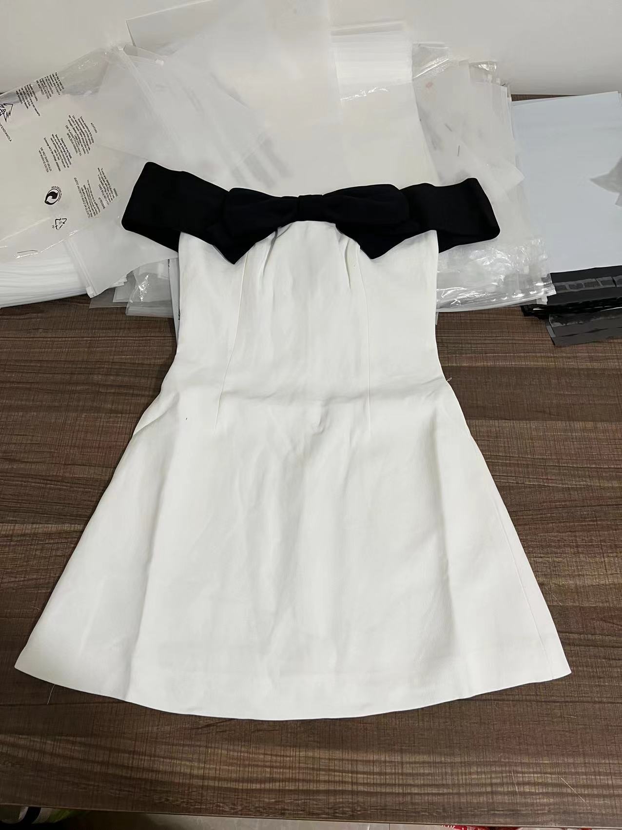 Black Bow Strapless Short Dress